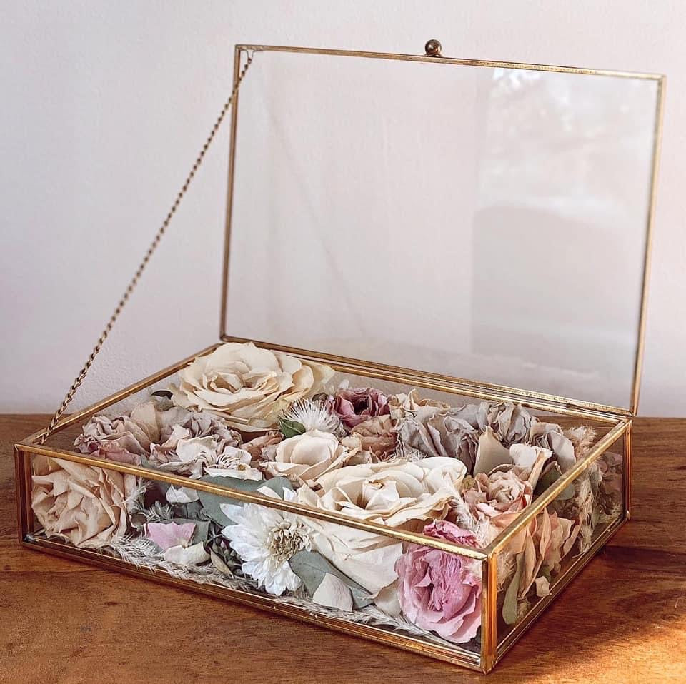 Floral Preservation: Drying & Display Box